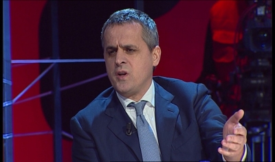 “Si mbulohen skandalet e “rilindjes” me shkarkime”