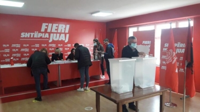 Nis procesi i zgjedhjeve në LSI në gjithë Shqipërinë, radhë e madhe anëtarësh për votimet e Konventës