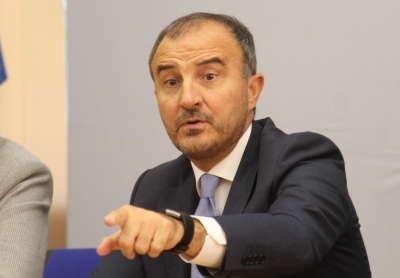 Dy standardet e ambasadorit Soreca: Një për Ramën, tjetër për Rirën!