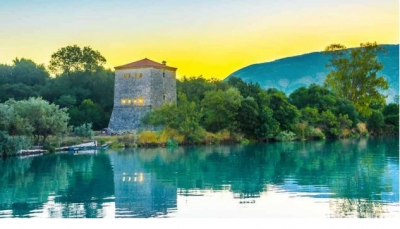 Për këto 10 arsye duhet të vizitoni Shqipërinë... që këtë verë!