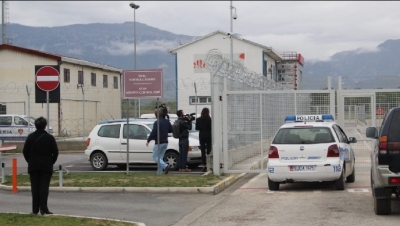 FOTO/ Grabitja e Rinasit, ja kush është njëri nga të dyshuarit. Ja emri