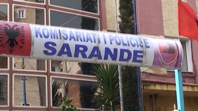 Plagosi me armë bodyguardin në Sarandë, një i arrestuar