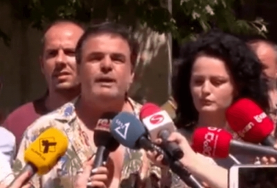 Policia sulmon banorët e Unazës së Re tek gjykata, banori: Më tërhoqën zvarrë, nuk trembemi...