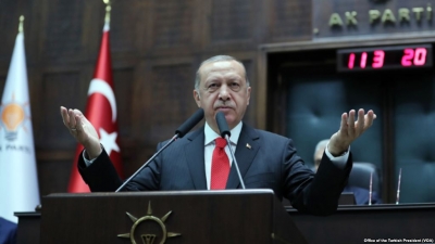 Turqia, dekret për pushimin nga puna të 18 mijë punonjësve