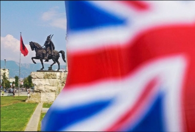 Basha e zbulon në takimin me studentët, ja përse Partia Konservatore Britanike ka mbërritur në Tiranë