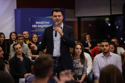 Nisëm sot plot energji nga Elbasani &quot;Rrugëtimin për Shqipërinë&quot;...