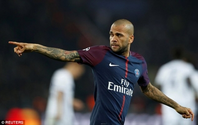 Një dëmtim në gju rrezikon pjesëmarrjen e Dani Alves në Botëror