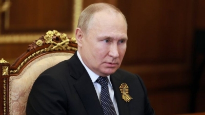 Inteligjenca amerikane paralajmëron: Putin po përgatitet për një luftë të gjatë në Ukrainë