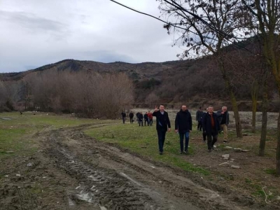 “Socialistë e demokratë janë të zhgënjyer nga Rama”- Bardhi në Elbasan: 100 mln euro në vit mbështetje për bujqësinë dhe blegtorinë. Qeverisja që do vijë në 25 prill…