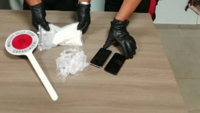 Kapet shqiptari në Itali, lëviste me kokainë 100 mijë euro në makinë