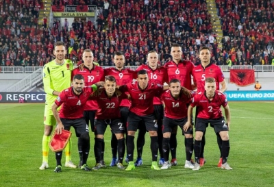 “Sot me kuqezinjtë”/ Meta nxjerr videon, motivon kombëtaren kundër Moldavisë