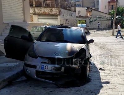 Djegia e makinës në Durrës, dalin detajet e reja (Video&amp;Foto)