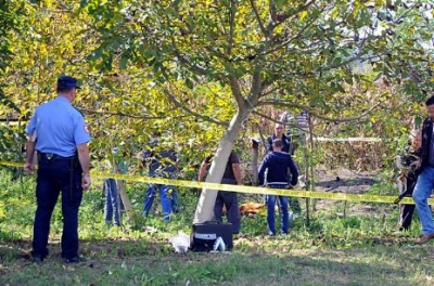 Kavajë, gjendet i pajetë një i moshuar, policia kërkon ndihmë për ta identifikuar