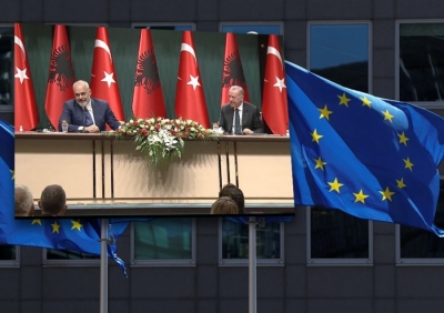 Edi Rama sulmon BE-në në krah të Erdogan
