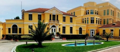 Reagon Ambasada Amerikane, marrdhëniet me Rusinë po përkeqësohen