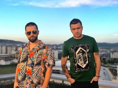 Genc Prelvukaj dhe NRG Band paralajmërojnë hitin e verës