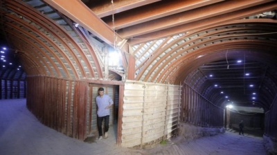 Qyteti nën qytet/ Zbulohen tunelet e ndërtuara nga militantët në Siri (VIDEO)