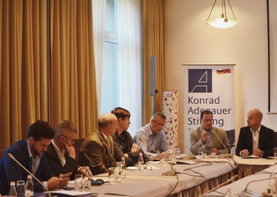 Tryeza për simbolet/ Mark Marku: E djathta shqiptare rrjedh nga Rilindja Kombëtare