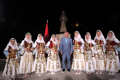 Meta vlerëson në Derviçan tre personalitete të minoritetit etnik grek me kontribute të shquara në sportin shqiptar
