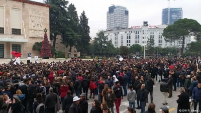 Media gjermane: Studentët drejt grevës së urisë