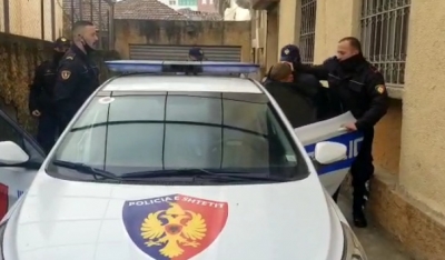 Protesta në Shkodër ishte paqësore, por Policia shoqëron dy të mitur në komisariat