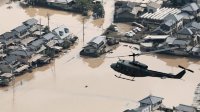 Rritet bilanci i viktimave nga përmbytjet në Japoni, 126 të vdekur