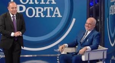 Porta a Porta apo Porta dhe Dritarja
