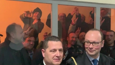 VIDEO e pabesueshme/ Shikoni mesazhin për Ramën nga të arrestuarit e protestës