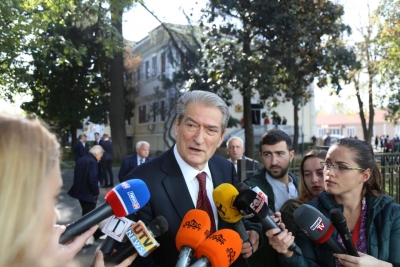 Berisha: Mt&#039;hat Frashëri po pushon i nderuar, ekzekutorët në koshin e historisë