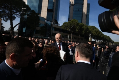 &quot;Ti je antishqiptar!&quot;/ Thirrjet ndaj Ramës në homazhet e 21 Janarit