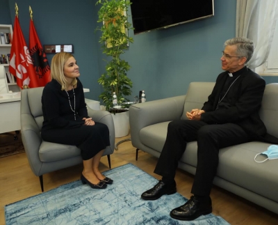Nunci Apostolik mbyll misionin e tij në Shqipëri, takon Kryemadhin: Jo një lamtumirë, por një mirupafshim!