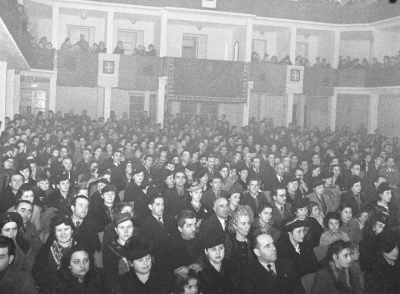 1940/Salla e Teatrit me zonja e zotërinj