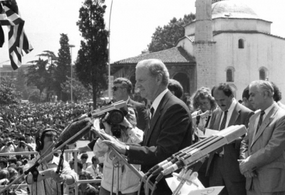 Biberaj: Mesazhi i Bejker ka të njëjtën jehonë sot sa edhe 30 vjet më parë