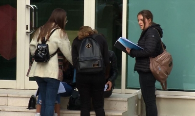 Dështon karta e studentit në Tiranë