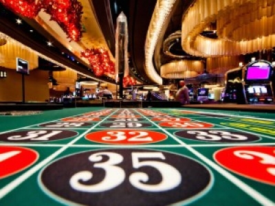Nuk ndalet marrëzia e lojërave të fatit, shqiptarët lanë në kazino e lloto 132 milionë euro në 2017-n