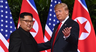 Nis takimi Trump-Kim Jong Un, biseda kokë më kokë dhe darka