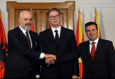 Shqiptarët presin të futen në BE, &quot;gruaja e Bilalit&quot; i çon te “shengeni” serb