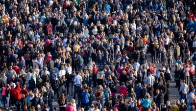 Natën e vitit të ri do të ketë 83 milionë njerëz më shumë se një vit më parë
