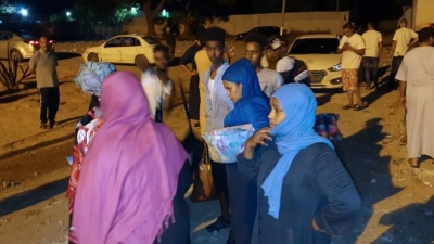 Sulm në një qendër emigrantësh në Libi, dhjetëra të vrarë