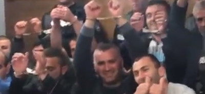 Video/ ‘Heronjtë e Kukësit në sallën e turpit sfidojnë Edvinin dhe narkoshtetin e tij’