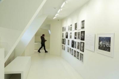 Korçë/ 30 fotografë nga vende të ndryshme të Ballkanit në Ditët e Fotografisë “Gjon Mili”