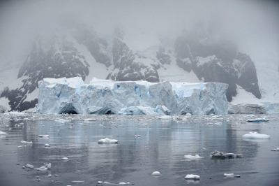 Antarktidë:Një udhëtim në kontinentin e ngrirë