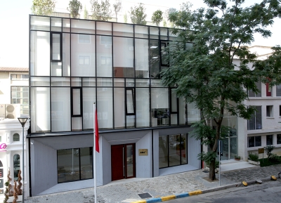 Zgjedhja e kreut të AMA-s, reagon PD: U emërua zëdhënësja e PS. Një tjetër ditë e zezë për demokracinë shqiptare, goditet liria e medias