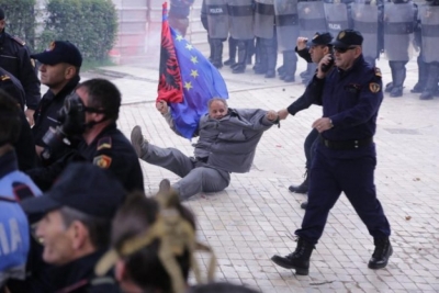 VIDEO/ U arrestua se shau Ramën, flet invalidi Gjergj Çuni: Më thanë të kemi shigjetu