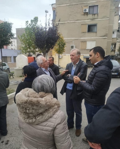 Urgjente nga Shijaku/ 100 pallate dhe banesa private të pabanueshme