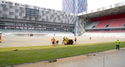 Arena Kombëtare, Vasili: Stadium çalaman dhe me patericë (parash)