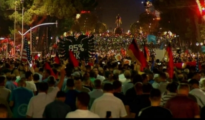 EuroNews raporton protestën e Opozitës/ Rama ik... Në Shqipëri, opozita sërish në rrugë