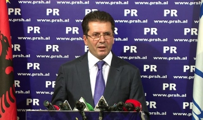 Mediu thirrje Metës e Zaganjorit: Mos miratoni ligjet antikushtetuese të Ramës