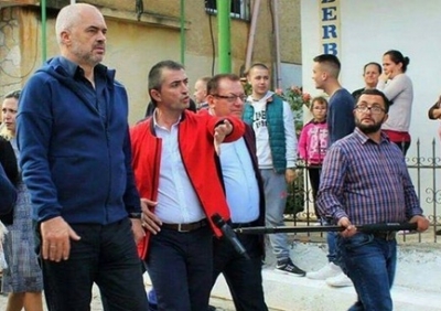 10 minuta shi përmbytin Tërmet Peçin bashkë me rilindjen e Ramës (video)