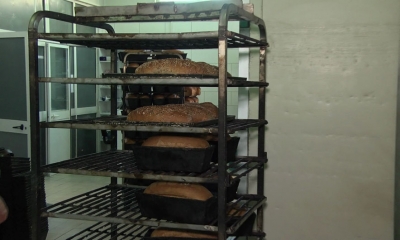Ja si dallohet nëse buka që keni blerë ka apo jo ngjyrues